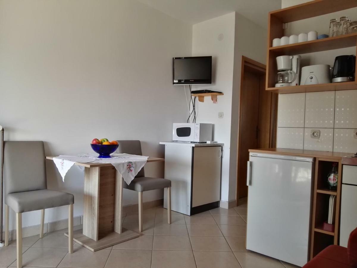 Apartment Pezic Krk Town Exteriér fotografie